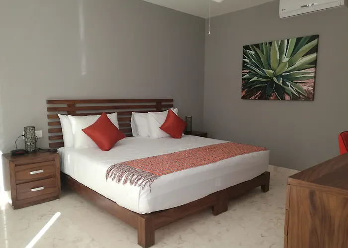 Anah Tulum Akumal