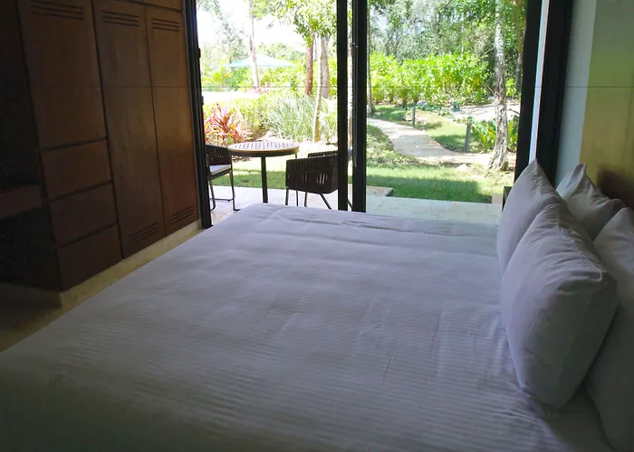 Anah Tulum Akumal