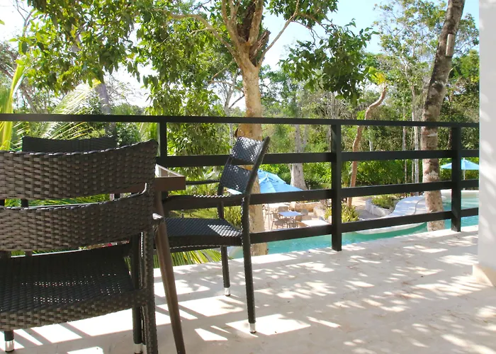 Anah Tulum Akumal