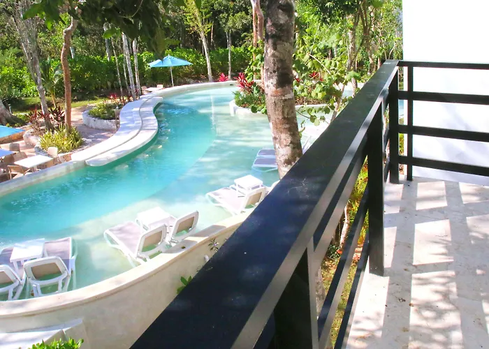 Anah Tulum Akumal